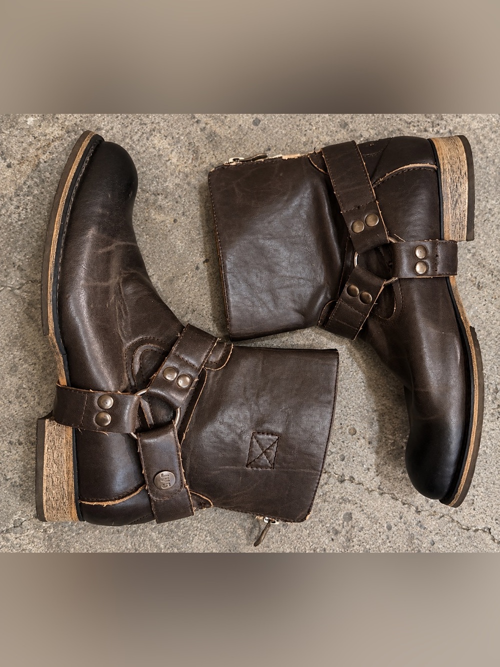 J75 Brown Leather Moto Buckle Men’s Boots Size 9